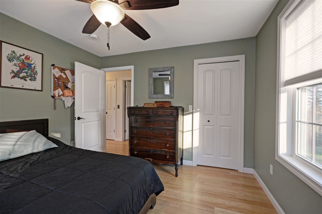 13 Hovey Road Londonderry, NH 03053 - Photo 26 of 30 Gallery Image 26