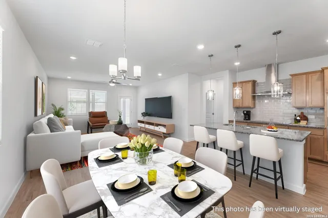 $375,076 | 763 Langston Lane, New Braunfels, TX 78130