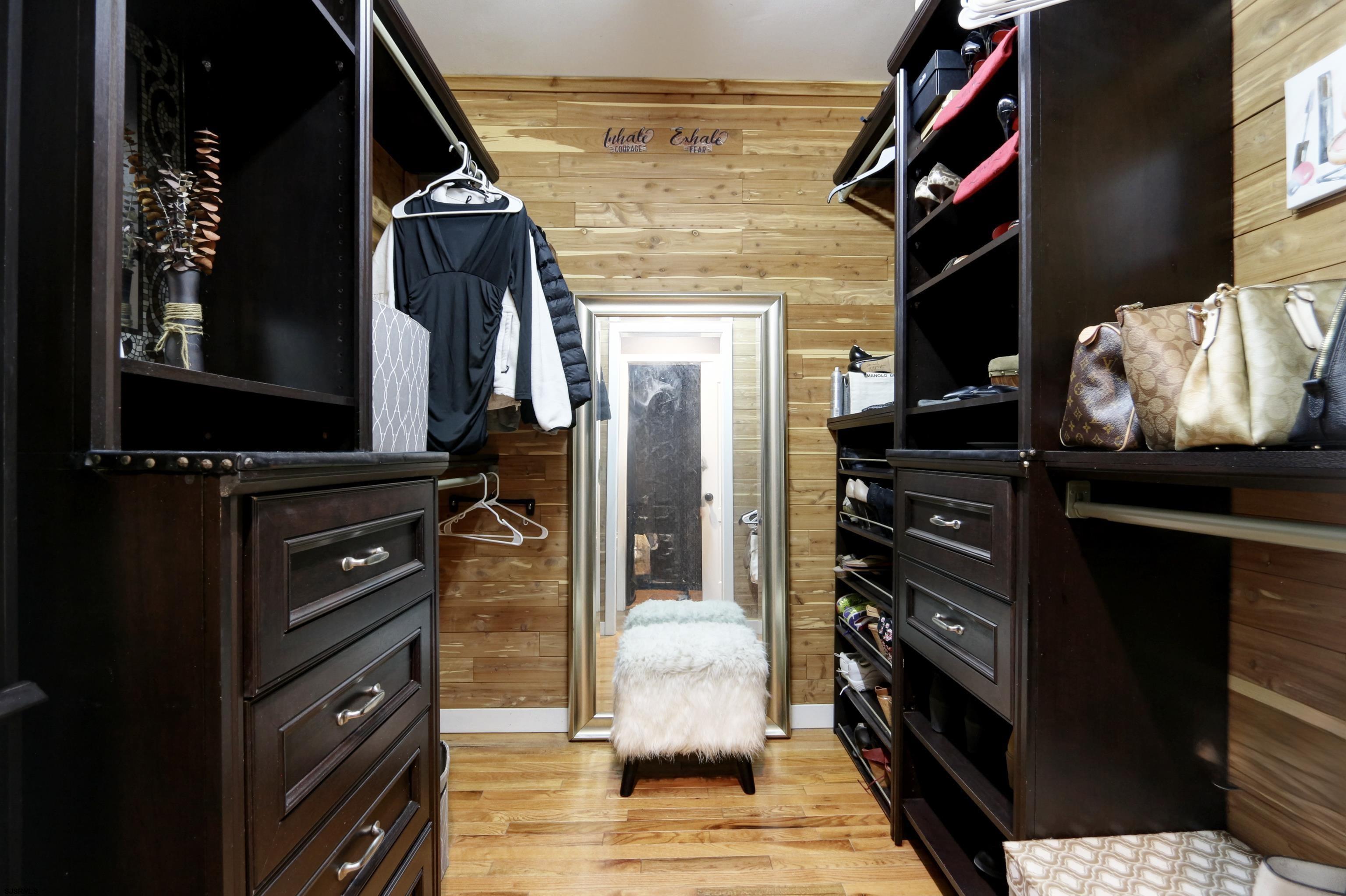 1860 Franklin Boulevard Linwood, NJ 08221 - Photo 20 of 39 a bathroom with a bathtub and a shower