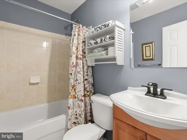 $500,000 | 1619 Shore Drive, Edgewater, MD 21037