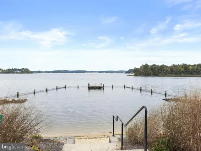 $500,000 | 1619 Shore Drive, Edgewater, MD 21037