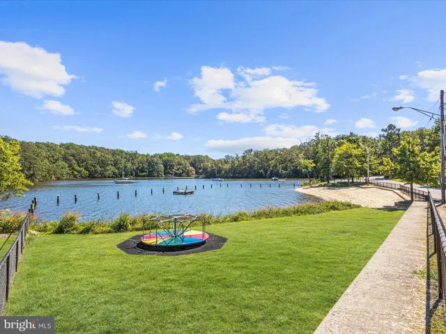 $500,000 | 1619 Shore Drive, Edgewater, MD 21037