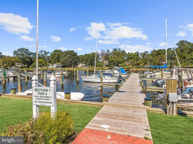 $500,000 | 1619 Shore Drive, Edgewater, MD 21037