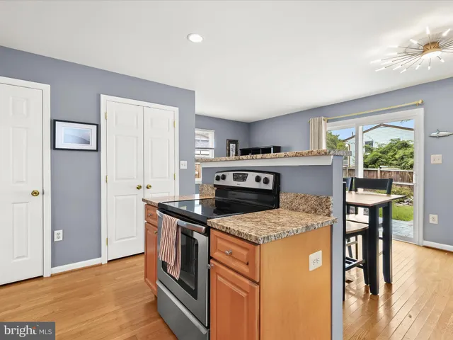 $500,000 | 1619 Shore Drive, Edgewater, MD 21037