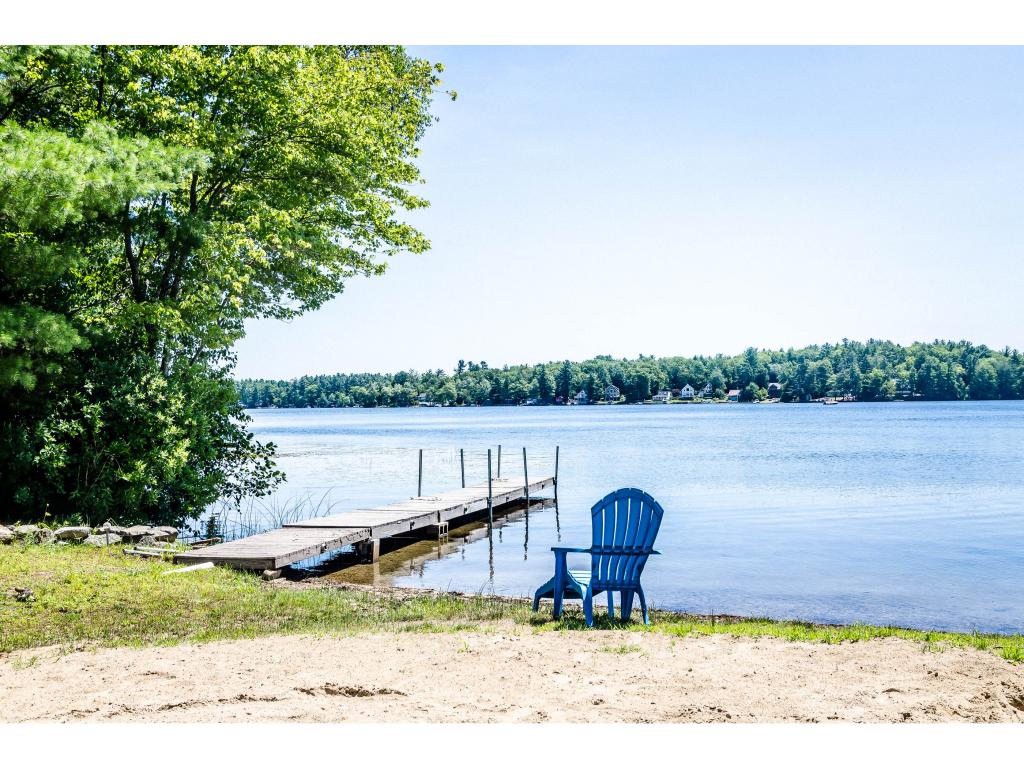 63 Holts Point Road Sandown, NH 03873 - Photo 5 of 28 Gallery Image 5