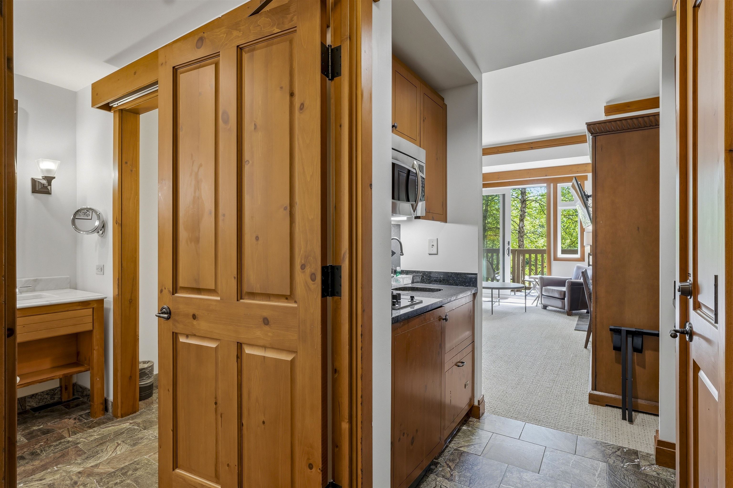 7412 Mountain Road, Unit 1206 Stowe, VT 05672 - Photo 2 of 23