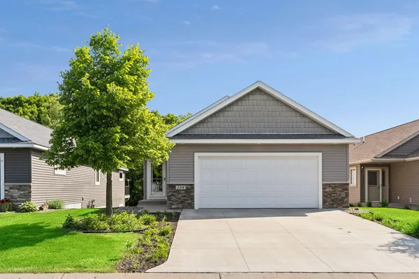 $425,000 | 2314 Rangeview Lane, River Falls, WI 54022