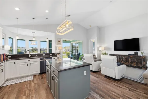 $700,000 | 570 Bimini Bay Boulevard, Apollo Beach, FL 33572