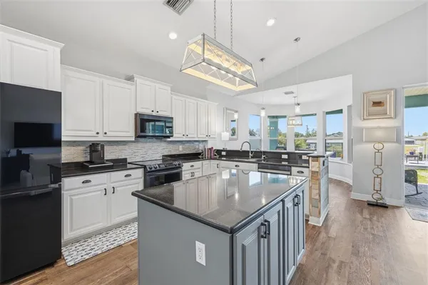 $700,000 | 570 Bimini Bay Boulevard, Apollo Beach, FL 33572