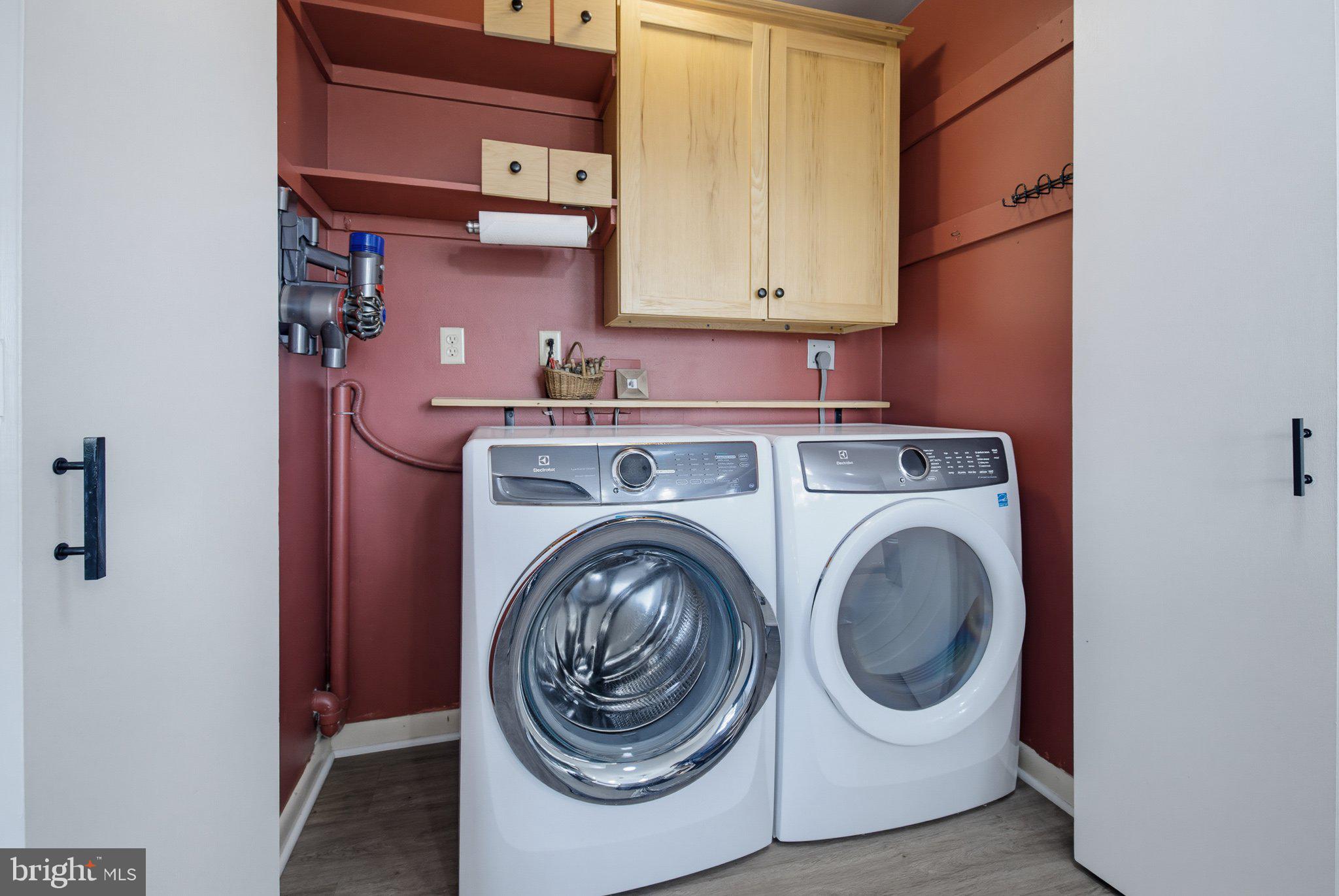1772 Becker Road Manheim, PA 17545 - Photo 22 of 38 Laundry Area