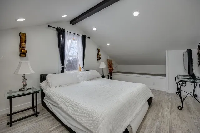 $799,900 | 4325 Hawk Trail, DeForest, WI 53532