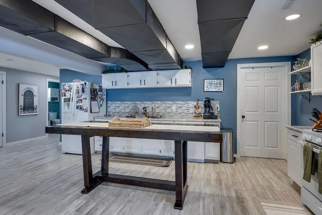 $799,900 | 4325 Hawk Trail, DeForest, WI 53532