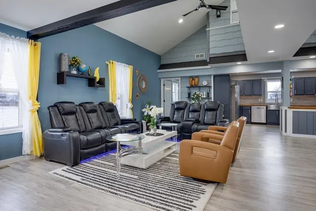 $799,900 | 4325 Hawk Trail, DeForest, WI 53532