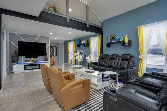 $799,900 | 4325 Hawk Trail, DeForest, WI 53532