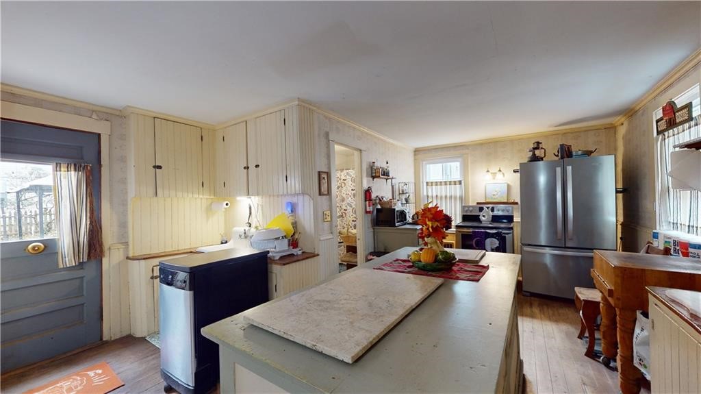 126 West School Street Woonsocket, RI 02895 - Photo 4 of 29