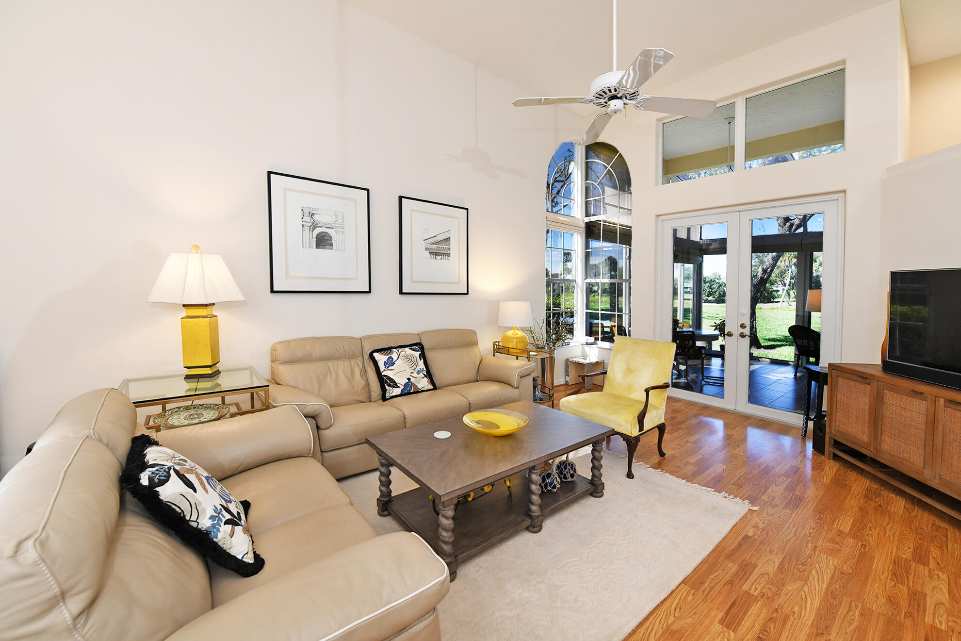 17238 Boca Club Boulevard, Unit 101 Boca Raton, FL 33487 - Photo 4 of 21 Living Room w/ Volume Ceilings