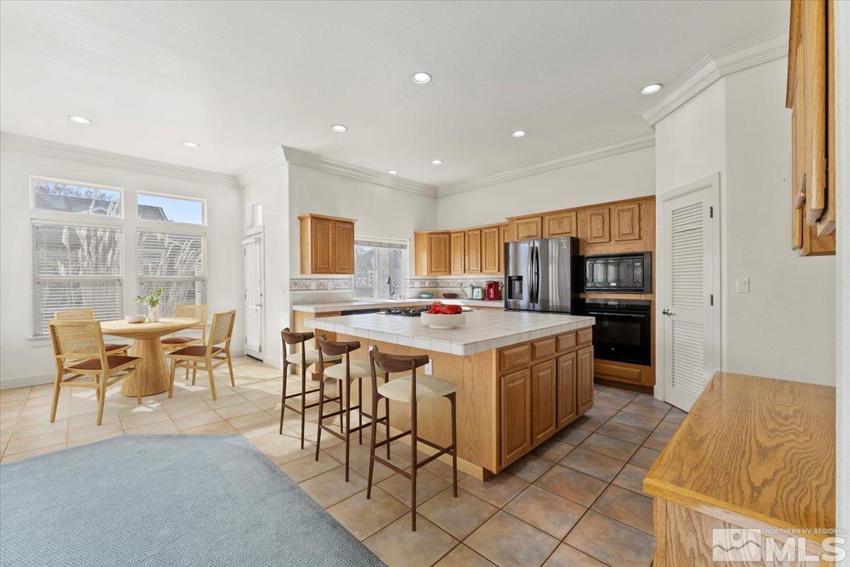 207 Meadow Edge Court Reno, NV 89502 - Photo 13 of 40 Photo 13
