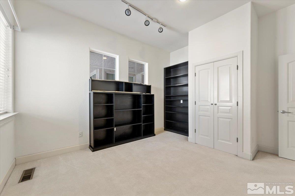 207 Meadow Edge Court Reno, NV 89502 - Photo 30 of 40 Photo 30
