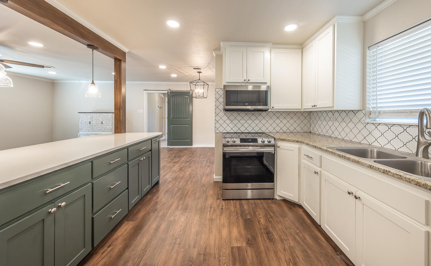 1304 8th Street Shallowater, TX 79363 - Photo 2 of 28 2L9A1200