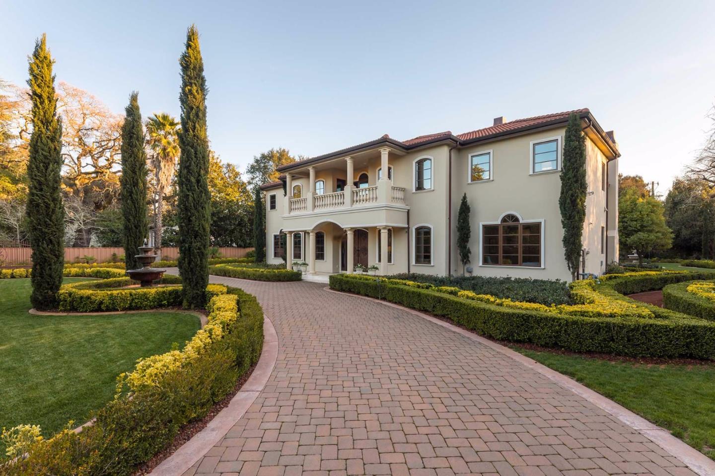 84 Nora Way Atherton, CA 94027 - Photo 35 of 37 a front view of house with yard and green space