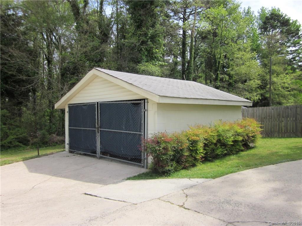 3017 Sunset Road, Unit 33 & 34 Charlotte, NC 28216 - Photo 14 of 14 Gallery Image 14