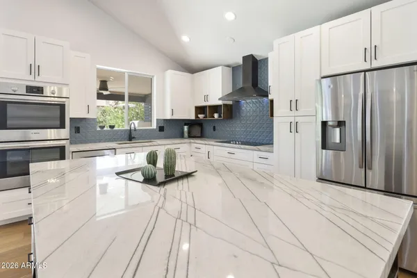 $820,000 | 760 North Pineview Drive, Chandler, AZ 85226