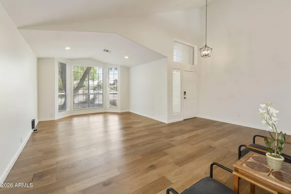 $820,000 | 760 North Pineview Drive, Chandler, AZ 85226