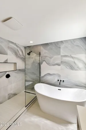 $820,000 | 760 North Pineview Drive, Chandler, AZ 85226