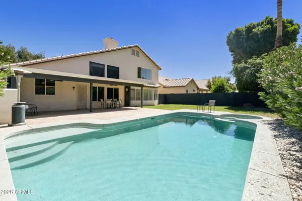 $820,000 | 760 North Pineview Drive, Chandler, AZ 85226