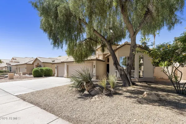 $820,000 | 760 North Pineview Drive, Chandler, AZ 85226