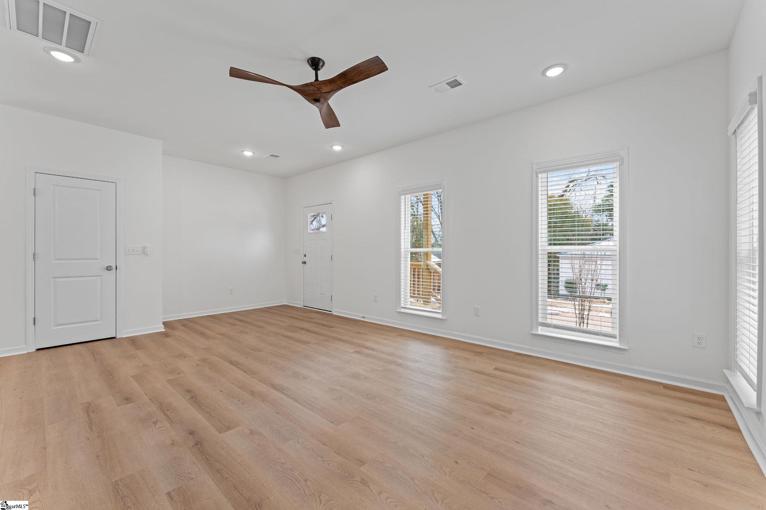 6 Brush Street Greenville, SC 29607 - Photo 6 of 35