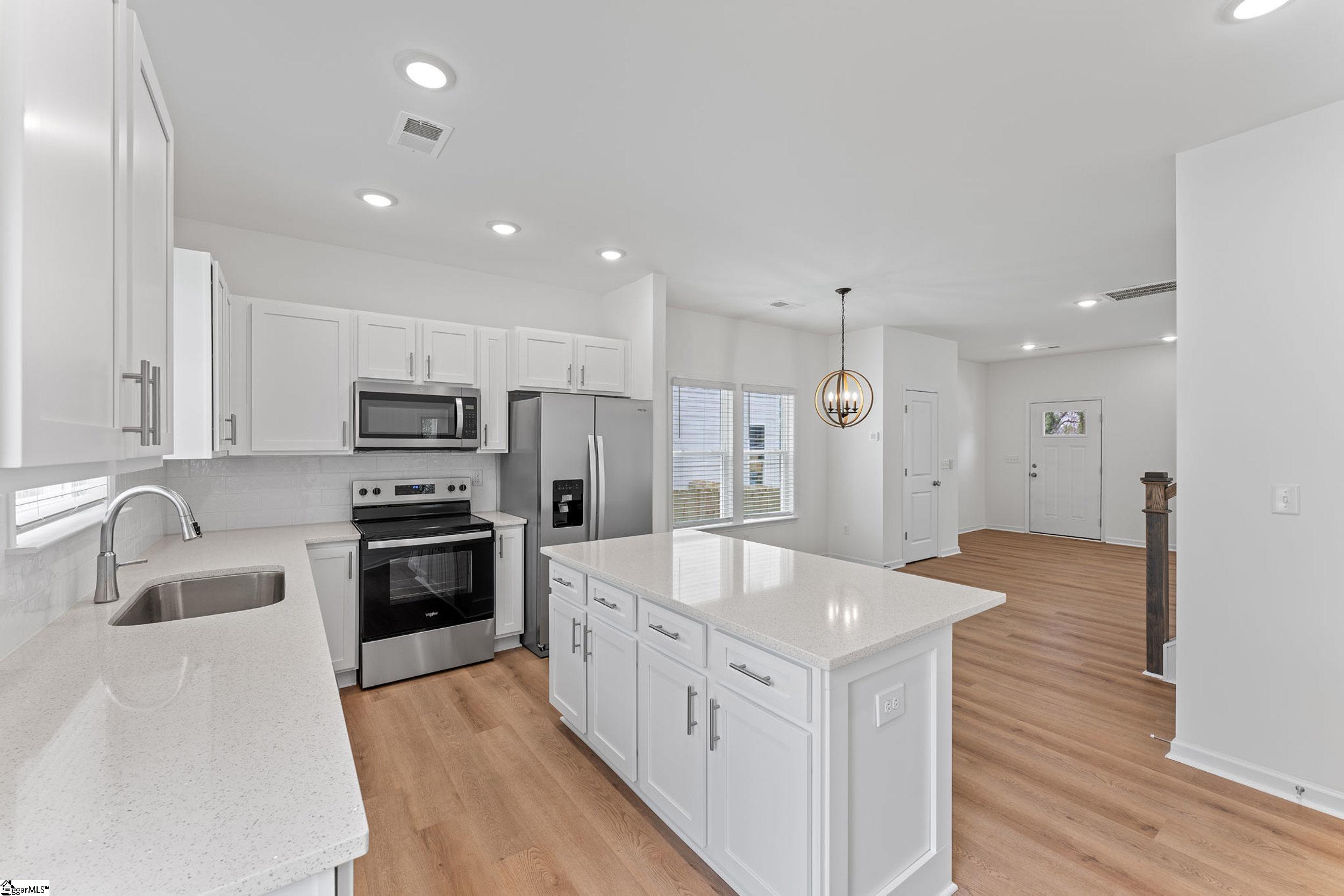 6 Brush Street Greenville, SC 29607 - Photo 9 of 35