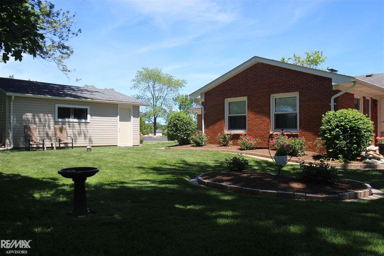 56205 Omo Road Macomb, MI 48042 - Photo 45 of 60 50014305-44.JPG