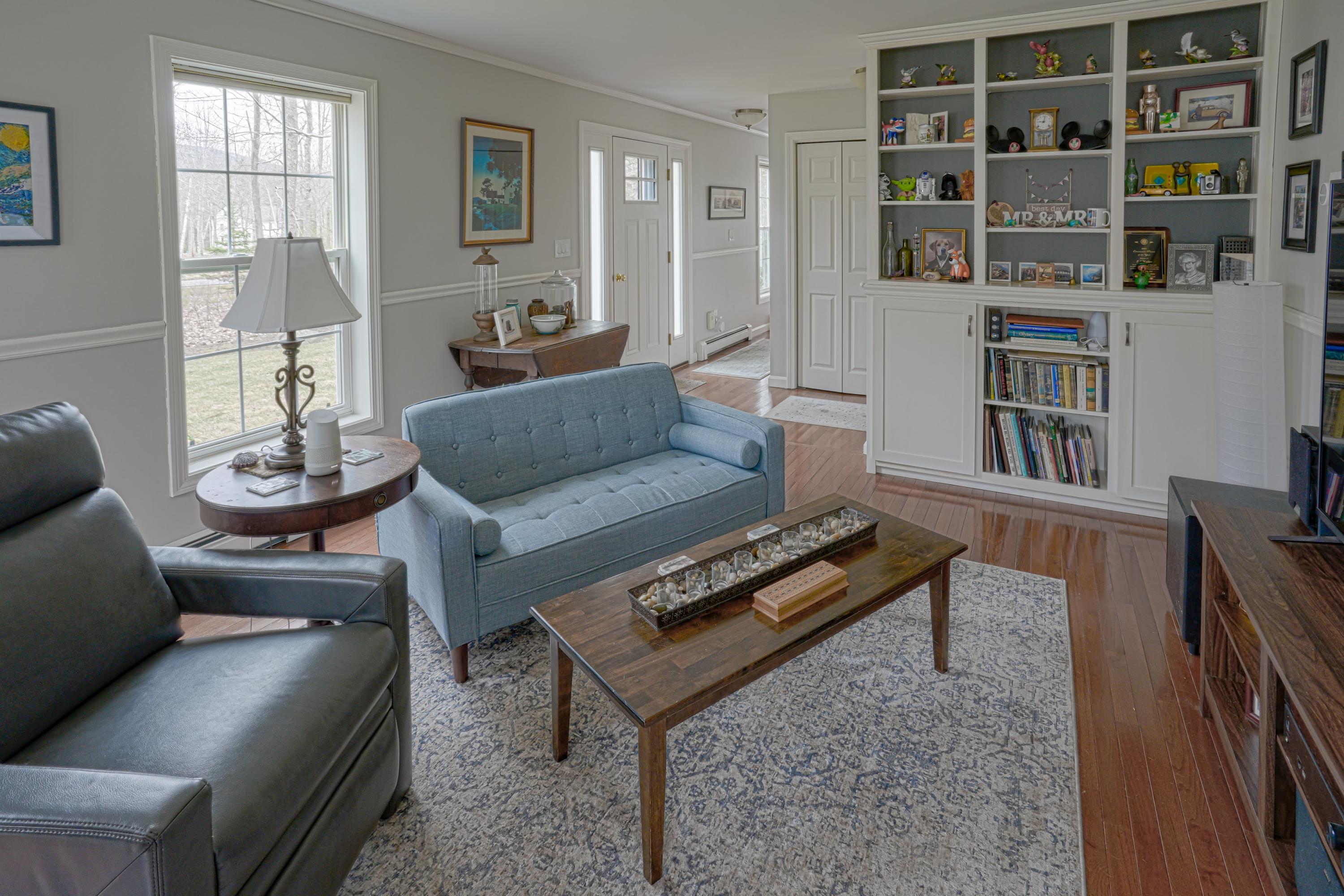 10 Sweetbrier Road Camden, ME 04843 - Photo 16 of 40 Living1