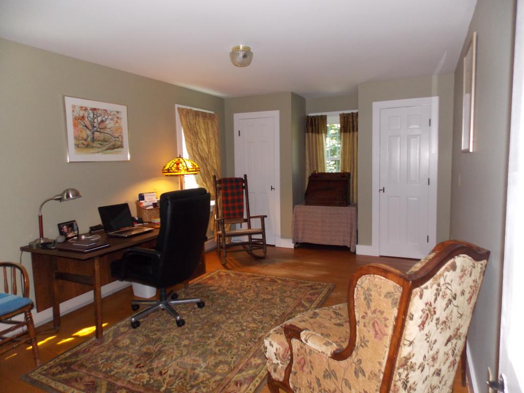 17 Elm Street Springfield, VT 05156 - Photo 5 of 16