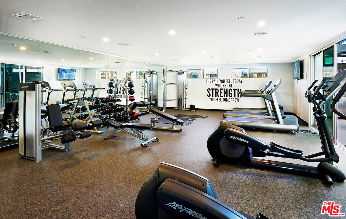 4140 Glencoe Avenue, Unit 604 Marina del Rey, CA 90292 - Photo 14 of 20 a view of a room with gym equipment