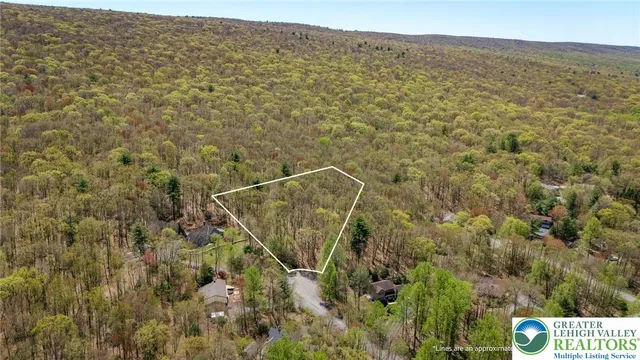 $375,000 | North Poplar Drive, New Ringgold, PA 17960