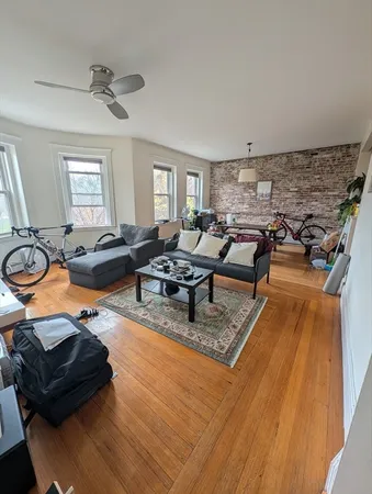 $4,500 | 256 Aspinwall Avenue, Unit 3, Brookline, MA 02445