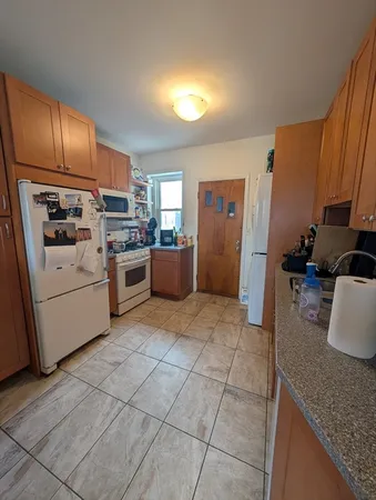 $4,500 | 256 Aspinwall Avenue, Unit 3, Brookline, MA 02445