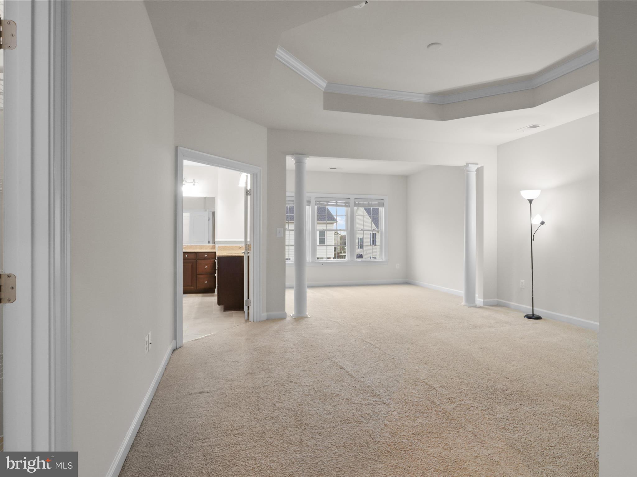 25138 Earlsdon Terrace Chantilly, VA 20152 - Photo 30 of 54 a view of a big room with windows and cabinet