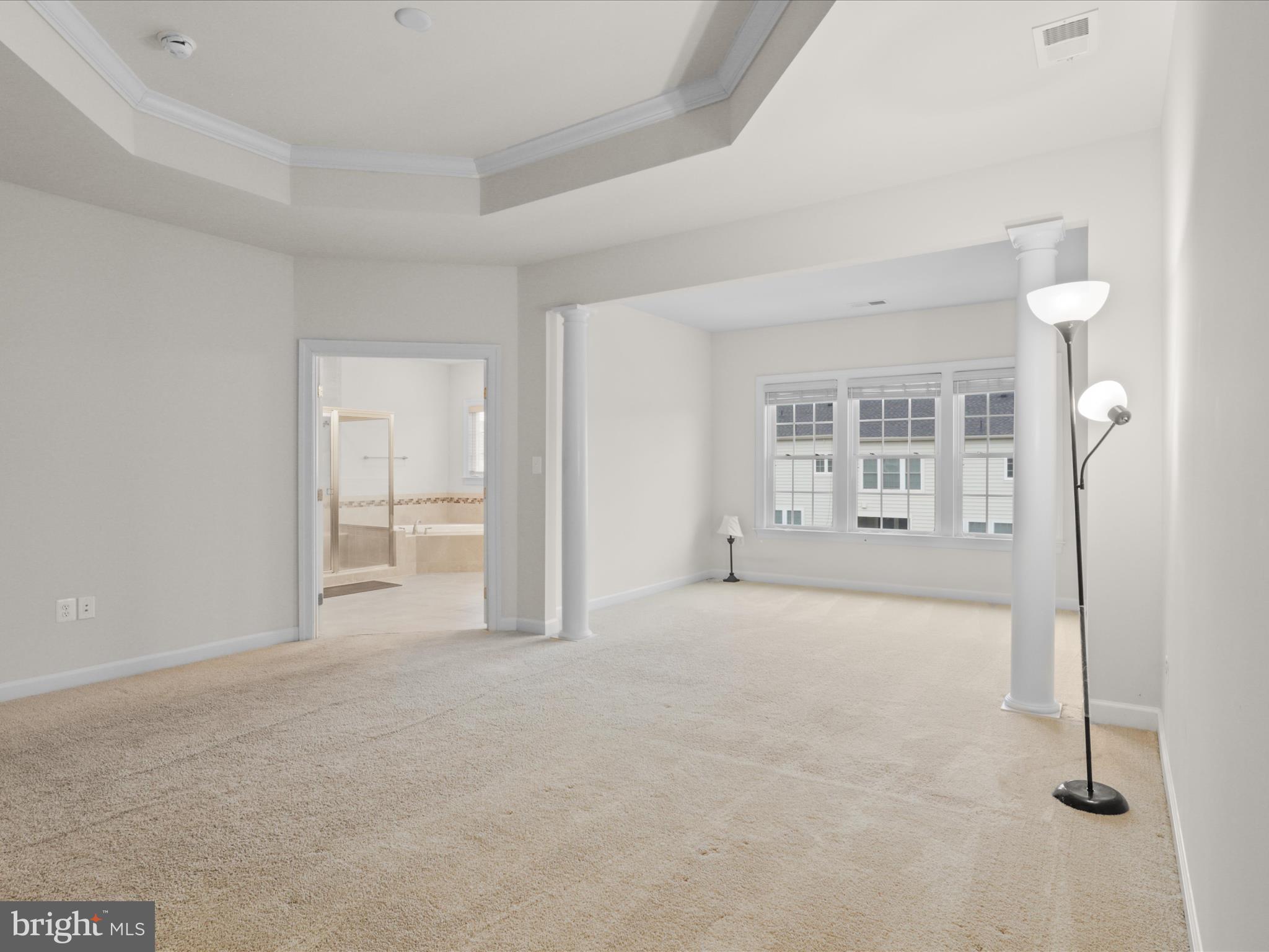 25138 Earlsdon Terrace Chantilly, VA 20152 - Photo 32 of 54 a view of an empty room with a window