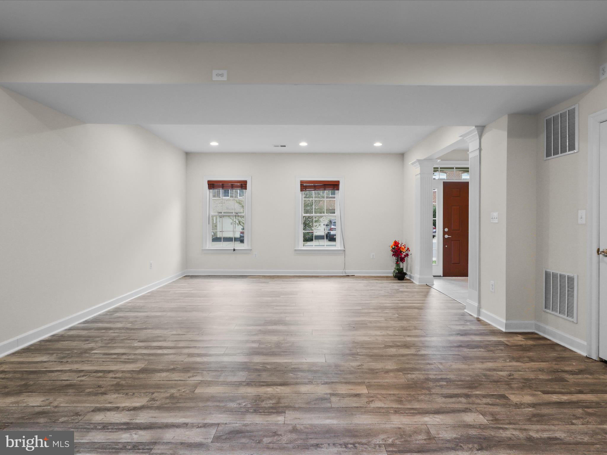 25138 Earlsdon Terrace Chantilly, VA 20152 - Photo 9 of 54 a view of empty room with wooden floor
