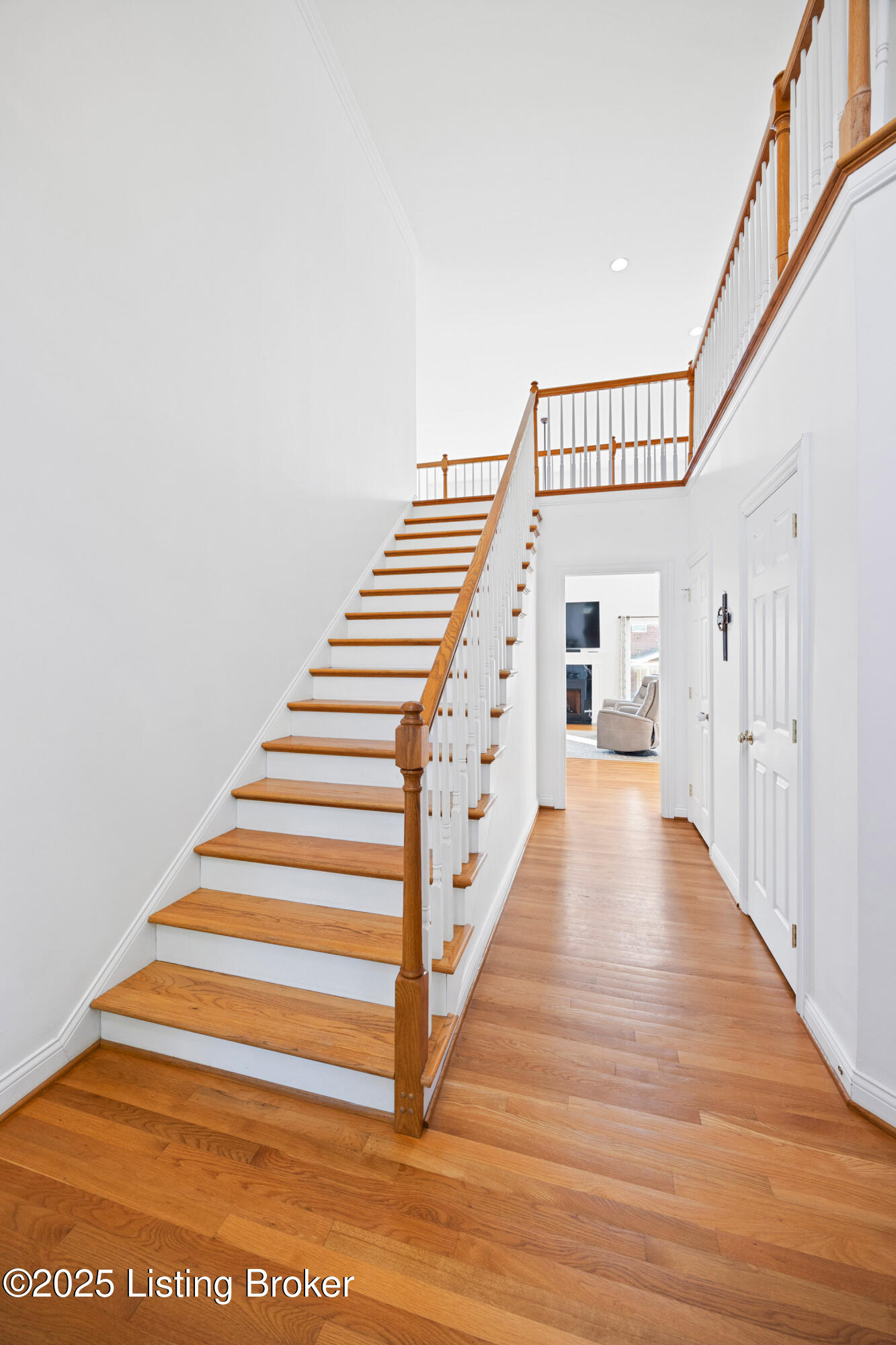 6113 Moser Farm Road Prospect, KY 40059 - Photo 8 of 62 Hardwood floors