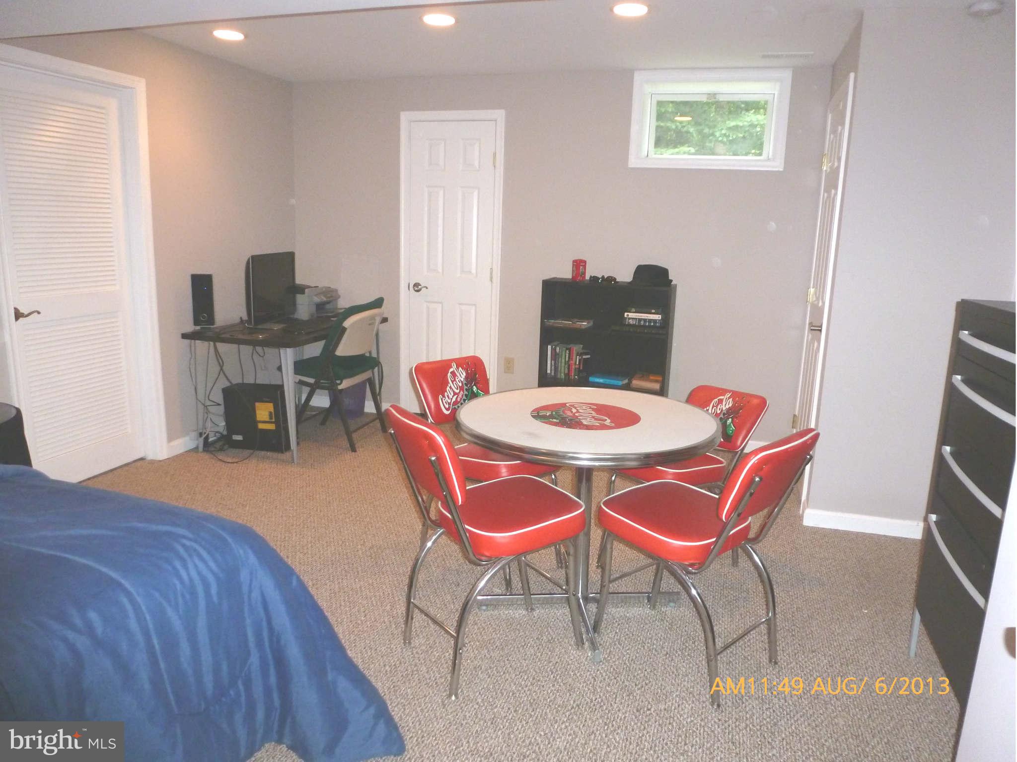 7851 Pembridge Road Manassas, VA 20112 - Photo 26 of 26 Lower Level Den