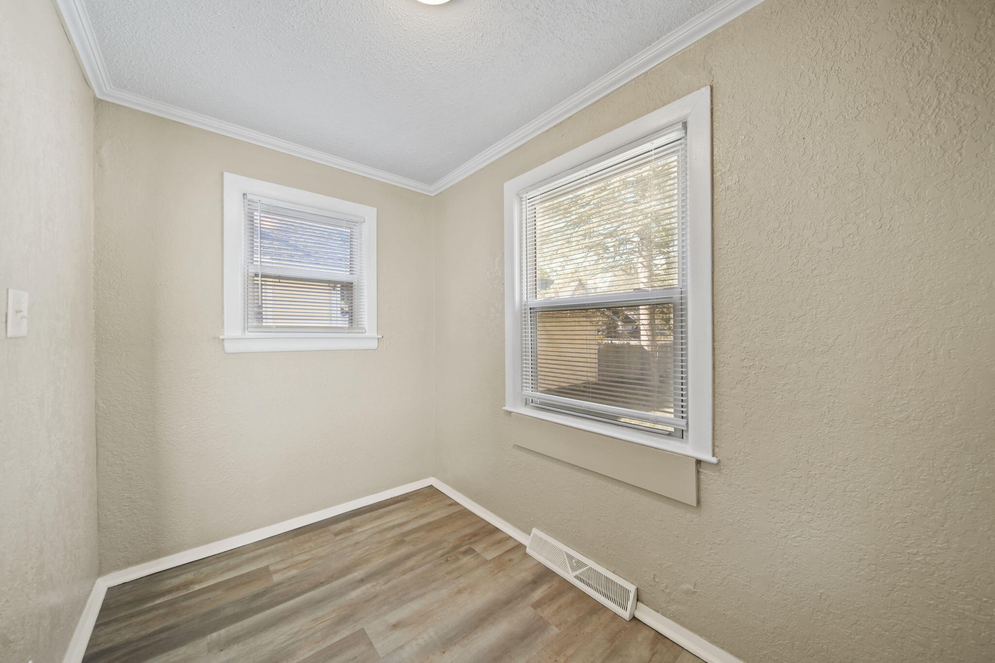 314 Orange Street Jackson, MI 49202 - Photo 15 of 41 23-web-or-mls-DSC00995