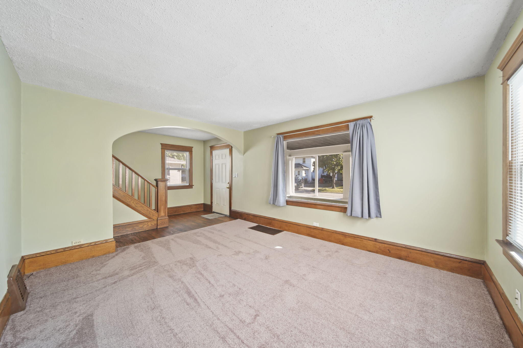 314 Orange Street Jackson, MI 49202 - Photo 5 of 41 11-web-or-mls-DSC00910