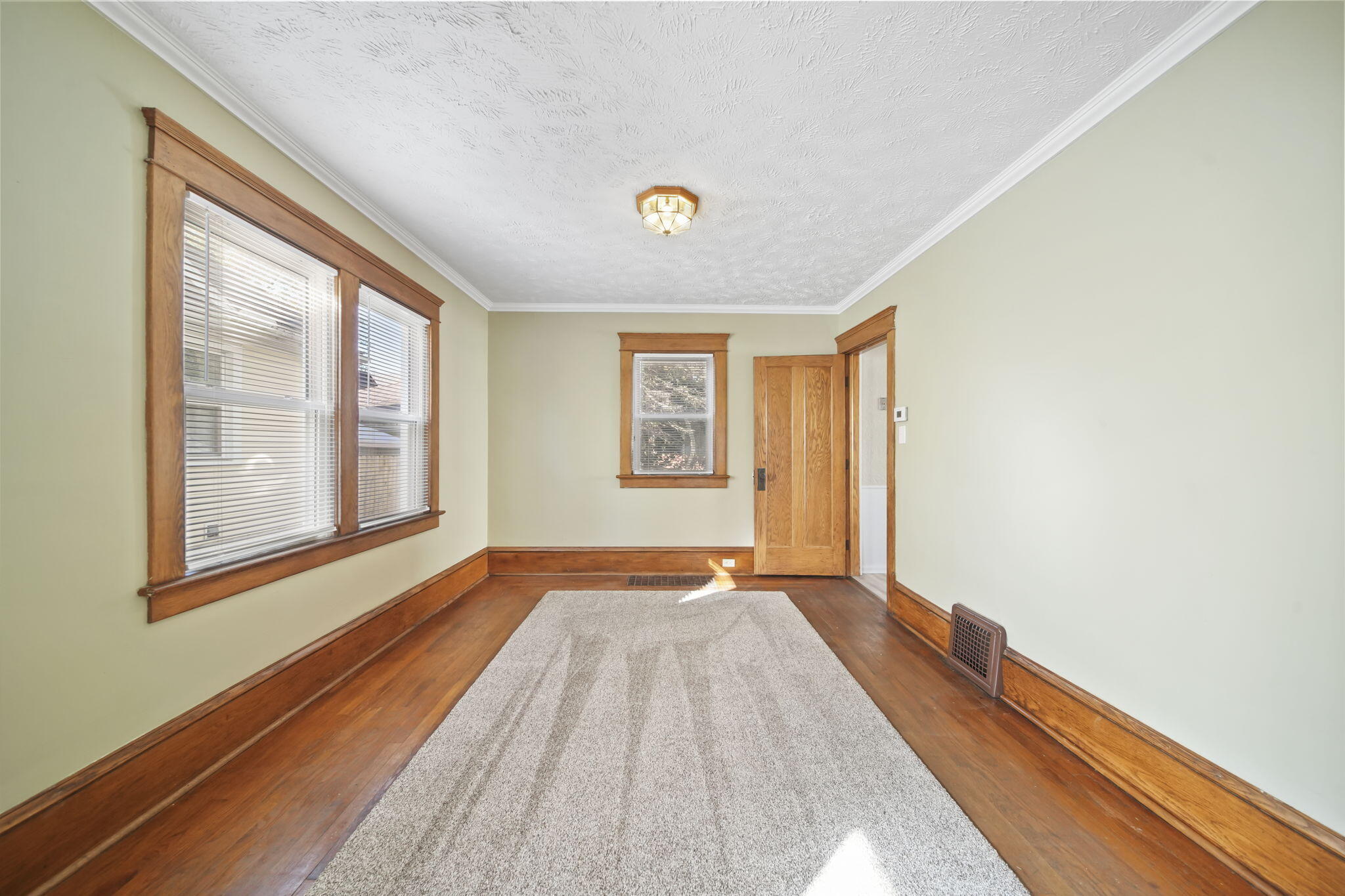 314 Orange Street Jackson, MI 49202 - Photo 9 of 41 13-web-or-mls-DSC00921