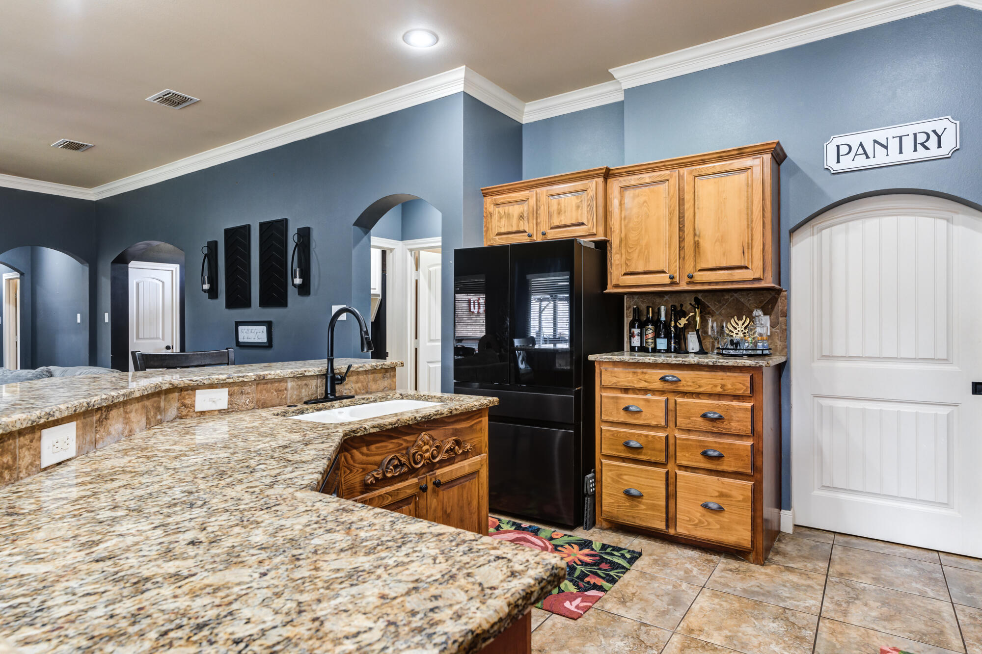 6309 76th Street Lubbock, TX 79424 - Photo 22 of 61 6309-76th-St_Lubbock-TX_20_Kitchen
