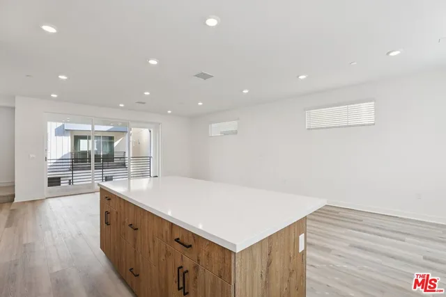 $1,041,990 | 1693 Coral Sea Lane, Los Angeles, CA 90732