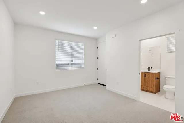 $1,041,990 | 1693 Coral Sea Lane, Los Angeles, CA 90732